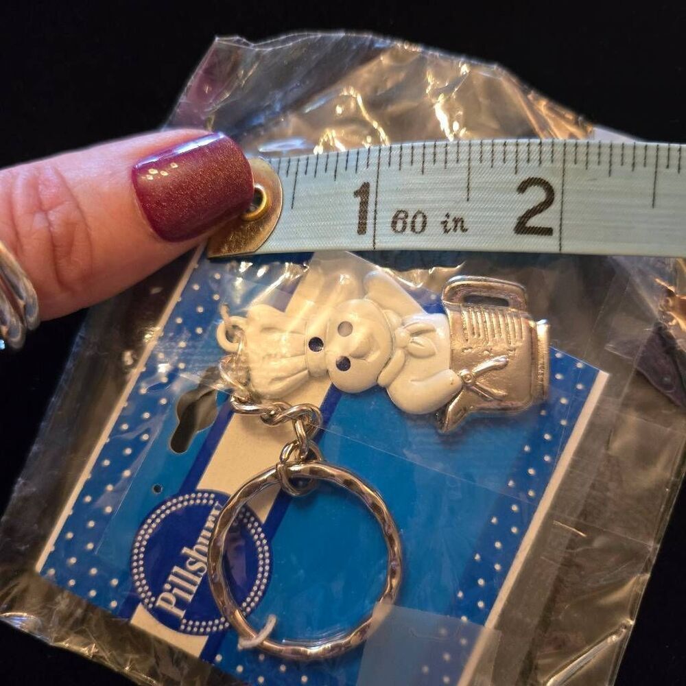 NEW Pillsbury Poppin' Fresh Dough Boy in Measuring Cup Key Chain - Picture 3 of 4